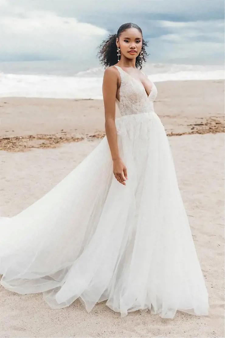 Bliss Bridal's One Day Sample Sale Main Image